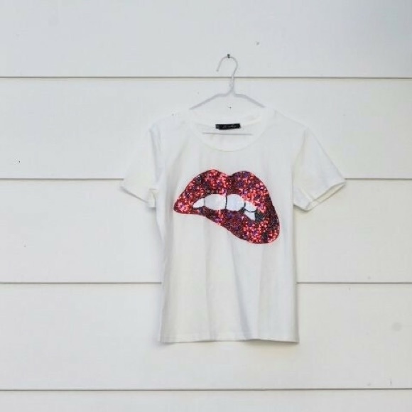 FV Relay T Shirt w/ Sequins Red Lips Logo - Picture 1 of 5
